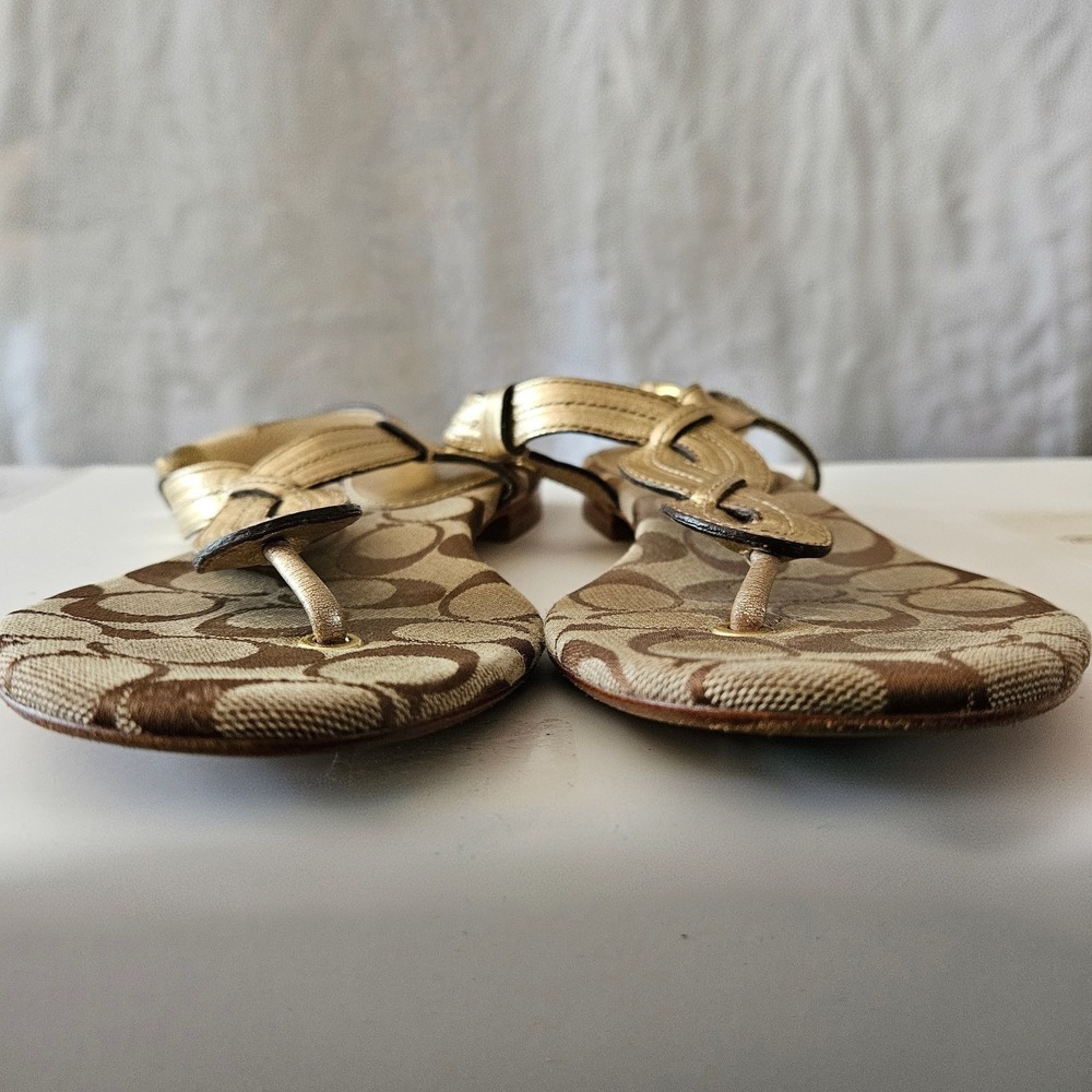 Coach Metallic Gold Sandals • Women’s 7.5 • Classic Logo "C" • Summer Chic - Picture 7 of 9